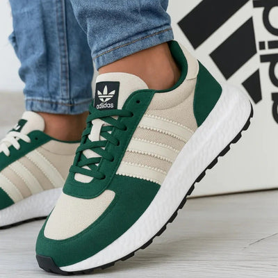 AD® –Unisex Sneakers